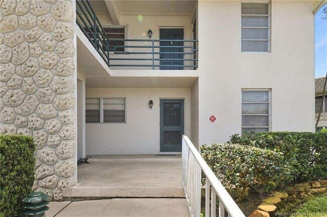 Photo - 1900 S Kanner Hwy Unit 108