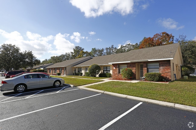 Forest Oaks Villas 55+