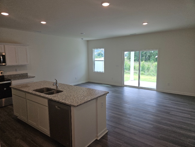 Photo - 3509 Walker Dr