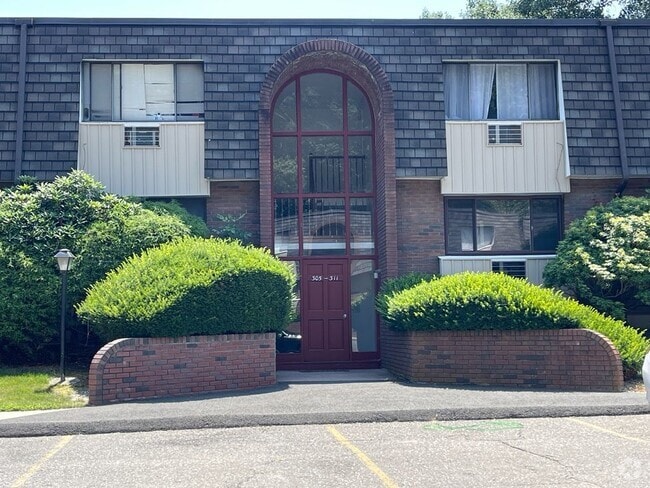 Building Photo - 309 High Path Rd Rental