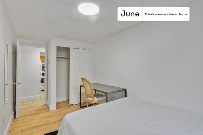 Photo - Room in Shared 3 bed/1 bath home Unit A