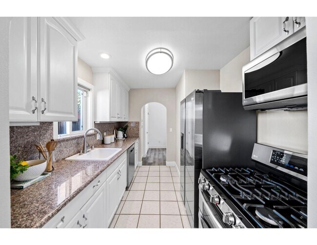 Photo - 674 E Julian St Unidad 674 E Julian St #A