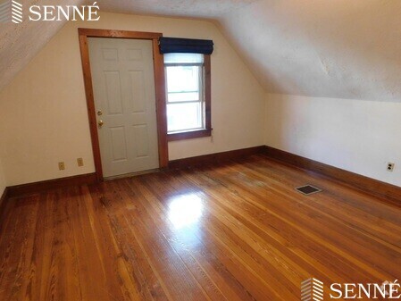 Building Photo - 53 Porter Rd Unit 53-1 Rental