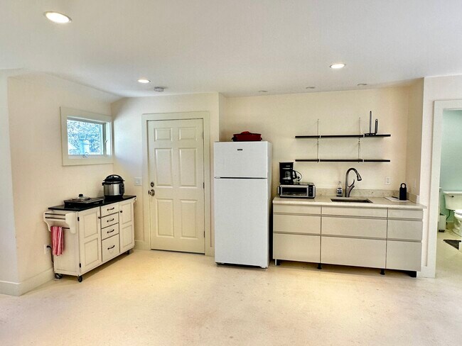 Photo - 175 Arch Bridge Rd Apartamento Unidad D