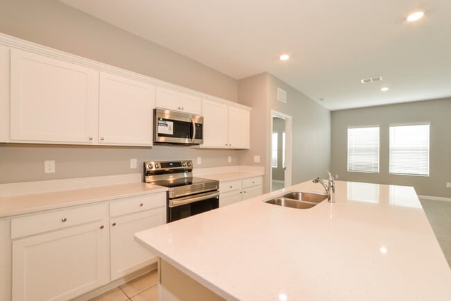 Photo - 2832 Granville Dr