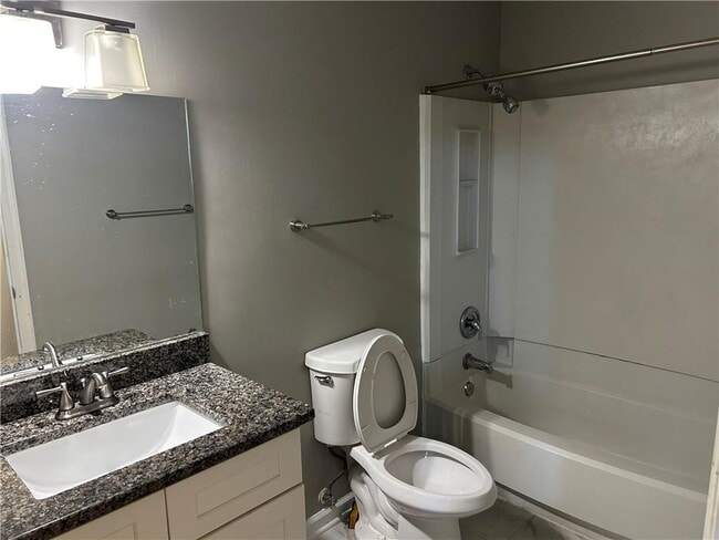 Photo - 5031 Bell Dr SE