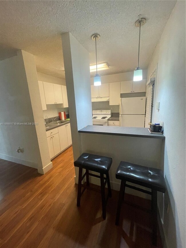 Photo - 5330 SW 77th Ct Unit 203J