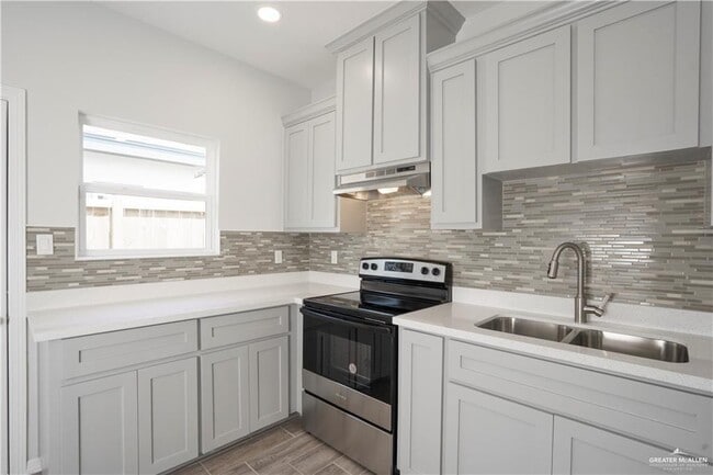 Photo - 32 Puffin Ave