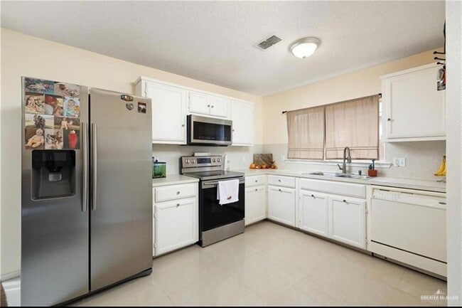 Photo - 3213 Princeton Ave