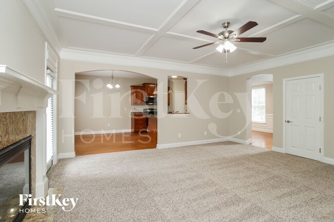 Photo - 522 S Fortune Way