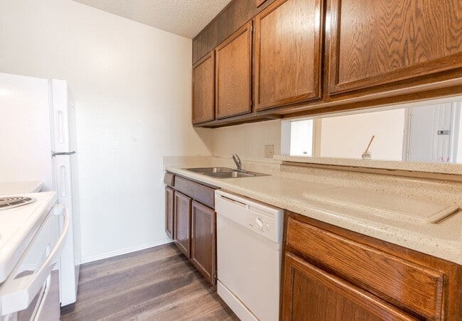 Bellemont Victoria II | Baton Rouge, LA | Starting at $729