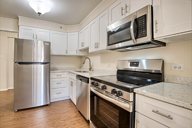 Photo - 1020 Grove St Unit 301