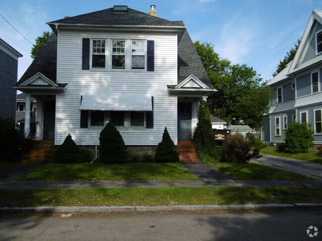 Building Photo - 263 Ash St Unit 261 Rental