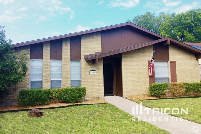 Building Photo - 4621 Tarry Dr Rental