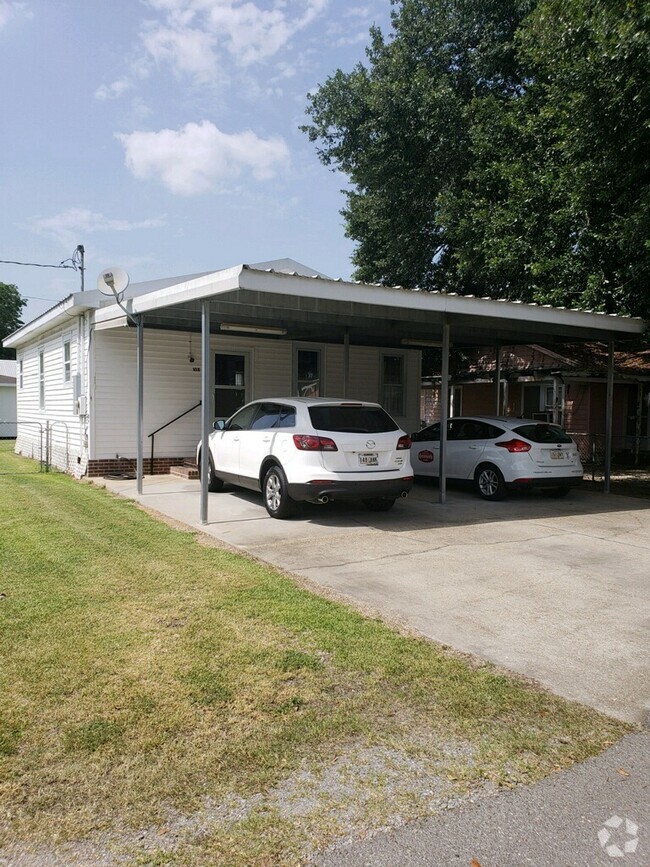 Building Photo - 105 Rayland St Rental
