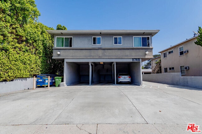 Building Photo - 11749 Riverside Dr Unit 6 Rental