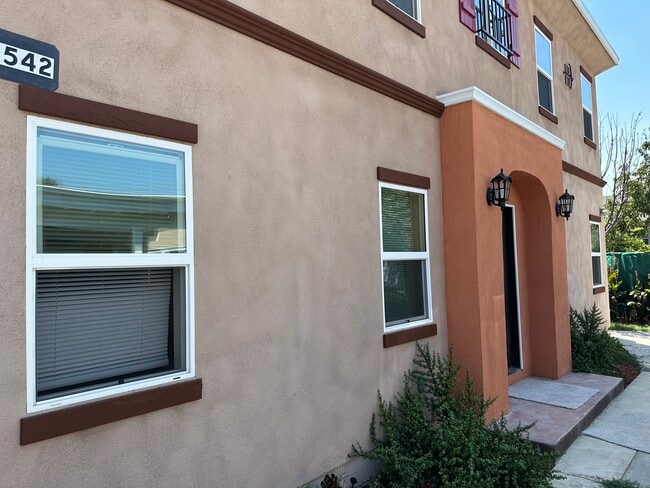 Photo - 1542 S Towne Ave