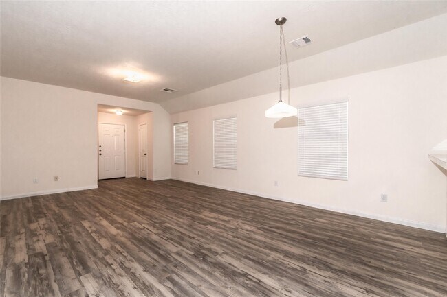 Photo - 13130 Withee Path Ln