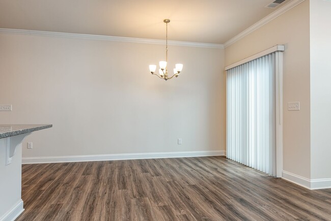Photo - 437 Yellow Fox Rd