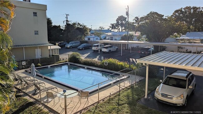 Building Photo - 1950 NE Indian River Dr Unit 205