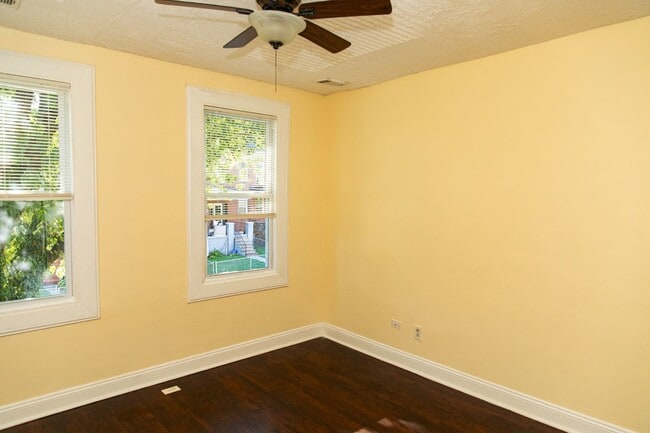 Photo - 505 Denison St