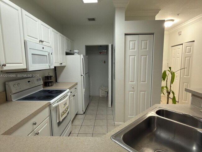 Photo - 4508 SW 160th Ave Unidad 716