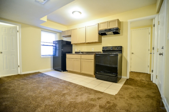 Photo - 1204 Talbert St SE