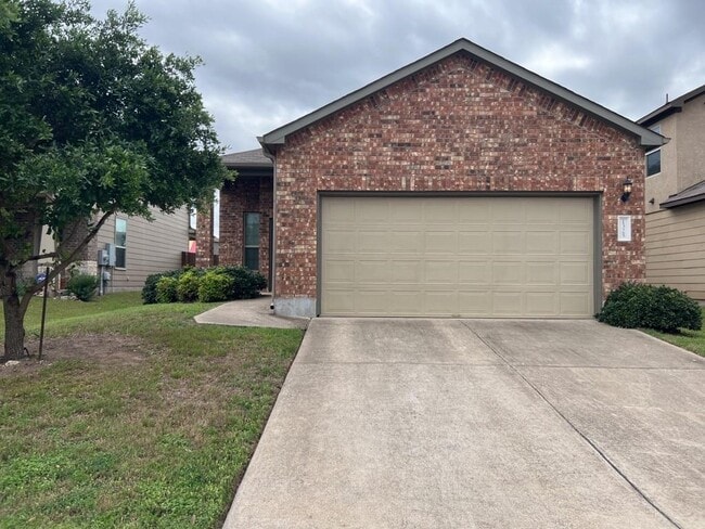 Building Photo - 1325 Meadowsouth Ln