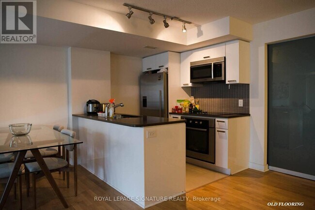 Photo - 295 Adelaide St W Unit 414