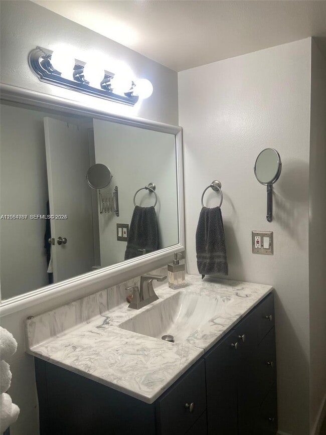 Photo - 13499 Biscayne Blvd Unit 1111