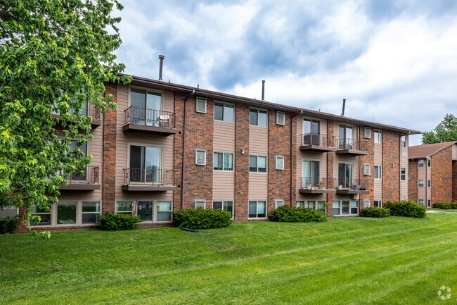 Building Photo - Hickory Ridge Apartments