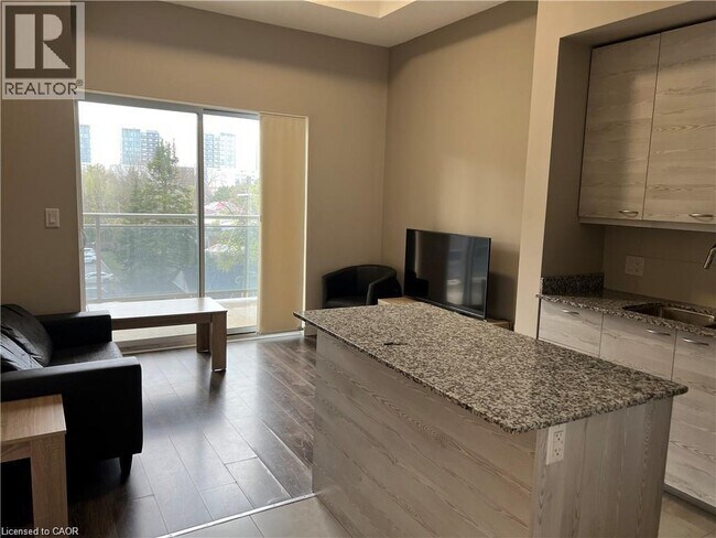 Photo - 280 Lester St Unit 305