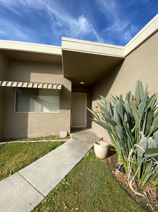 North San Bernardino Condo in Gated Community - North San Bernardino Condo in Gated Community