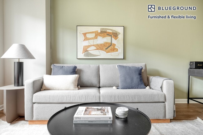 Photo - 5405 Tuckerman Ln Unit FL8-ID608