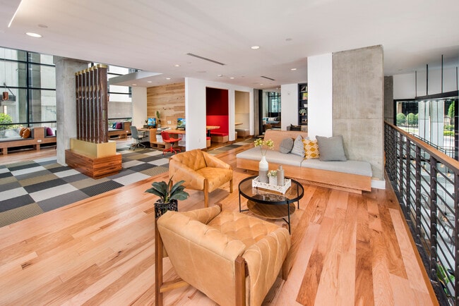 AMLI Lenox