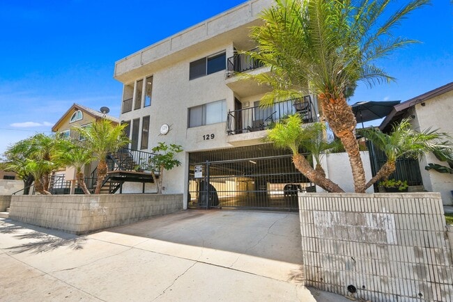Photo - Cabrillo Ave Unidad #4