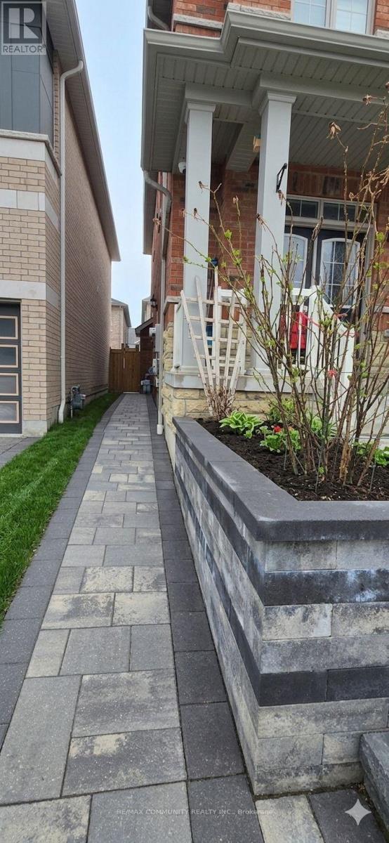 Photo - 1177 Enchanted Crescent