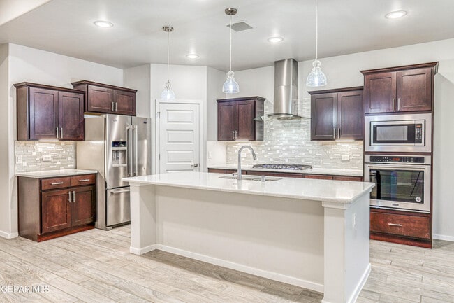 Photo - 12616 Brixton Ave