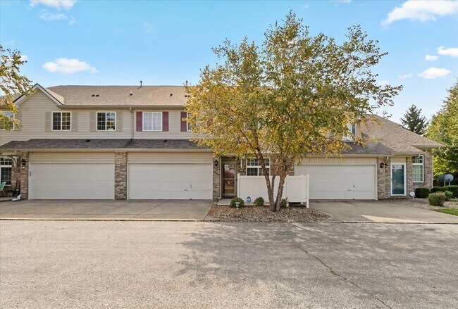 Photo - 5817 Shipwatch Ln