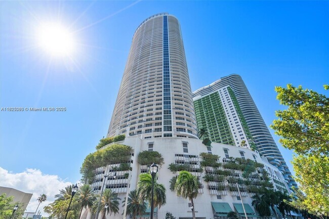 Building Photo - 1750 N Bayshore Dr Unit 3311 Rental