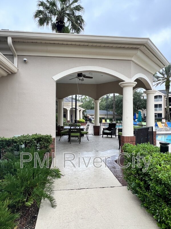 Photo - 13810 Sutton Park Dr N Unit 422