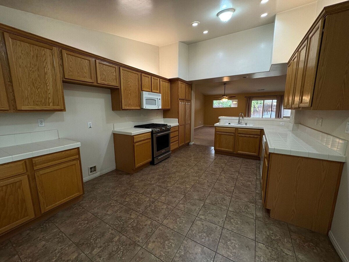 Photo - 12510 Stemple Dr