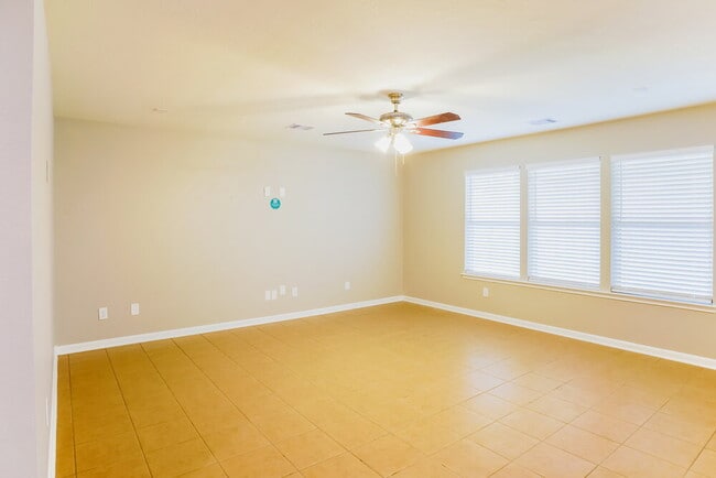 Photo - 8011 Bunch Grass Ln
