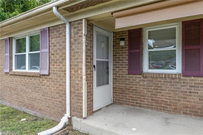 Photo - 6048 Brookwood Dr