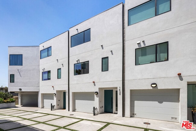 Building Photo - 1409 Roca Ln Rental