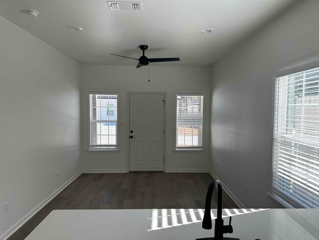 Photo - 530 Bowser Rd Unit C