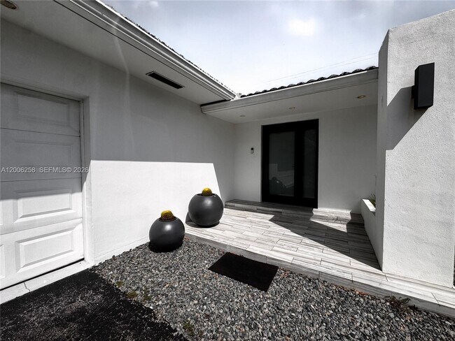 Photo - 8161 SW 104th St