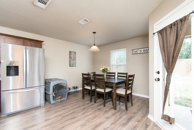 Photo - 6506 Castle Gap Dr