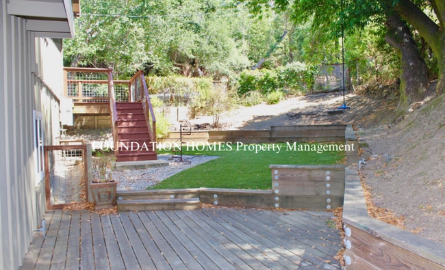 Photo - 126 Redwood Rd