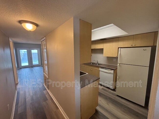 Photo - 1601 Terrace Dr